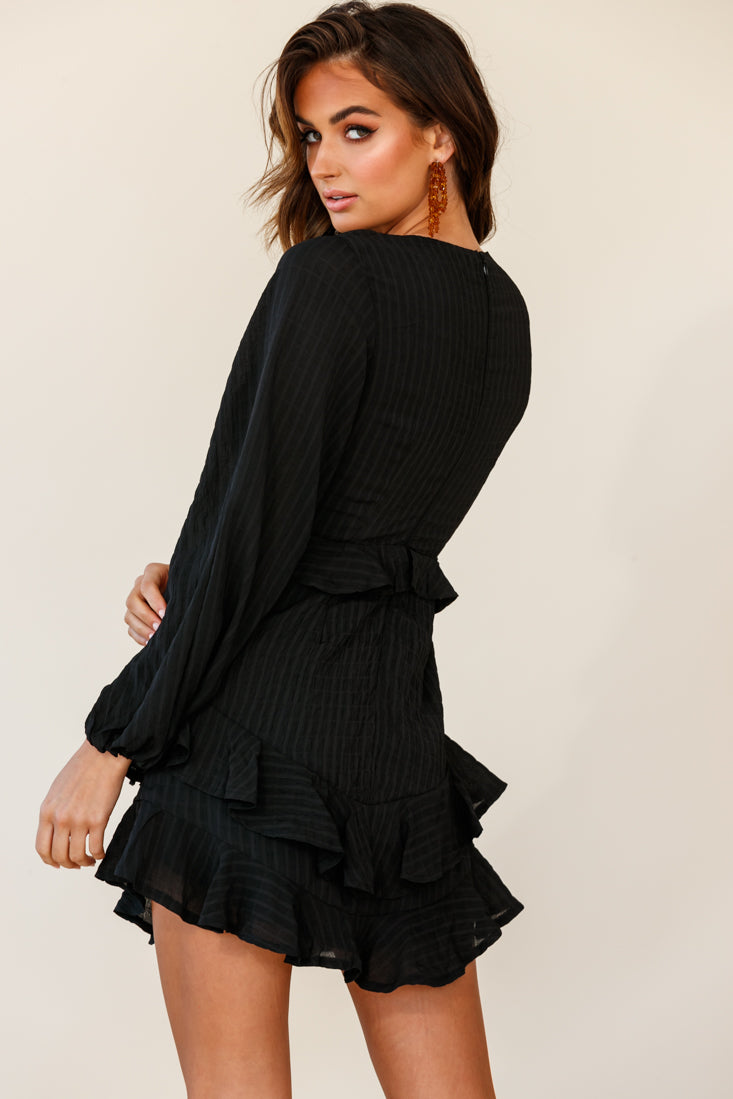 fitted lace wedding dress Black Long Balloon Sleeve Short Sweater Dress main image 1