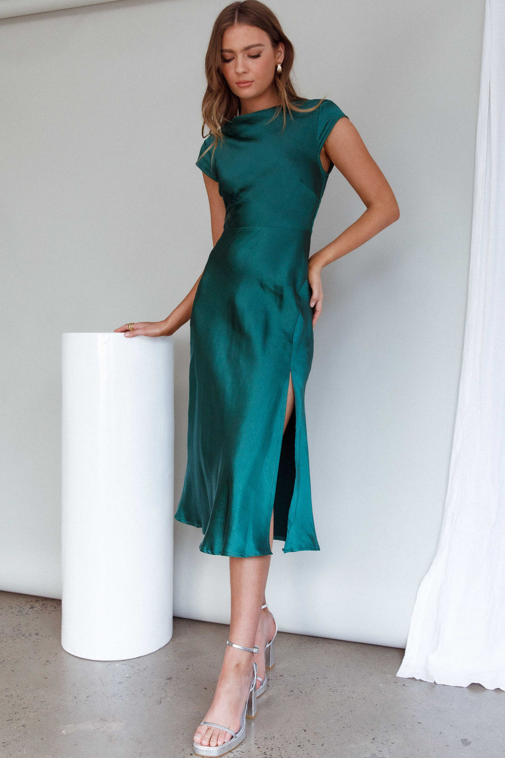 Lucinda Twist Back Midi Dress Jade by Selfie Leslie