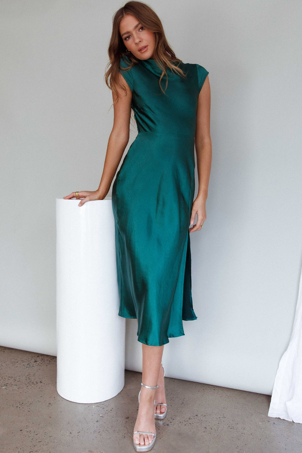 Lucinda Twist Back Midi Dress Jade by Selfie Leslie