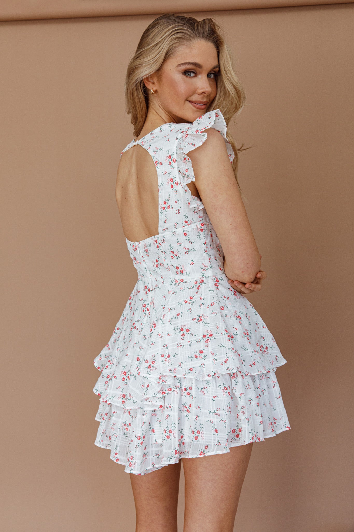 Aylina Scalloped Lace Romper Floral Red | Selfie Leslie