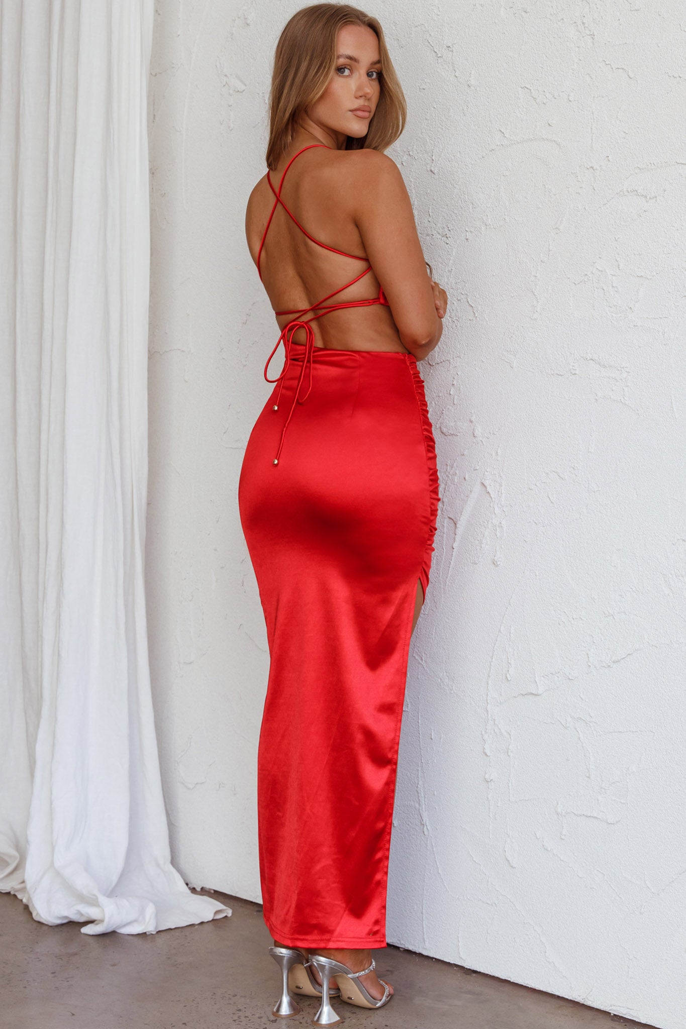 Can't Hardly Wait Cut-Out Midi Dress Red by Selfie Leslie