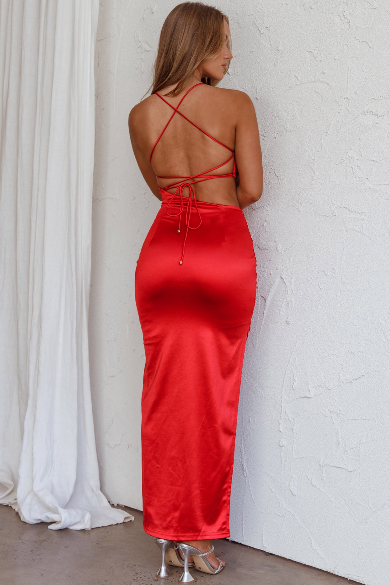 Can't Hardly Wait Cut-Out Midi Dress Red by Selfie Leslie