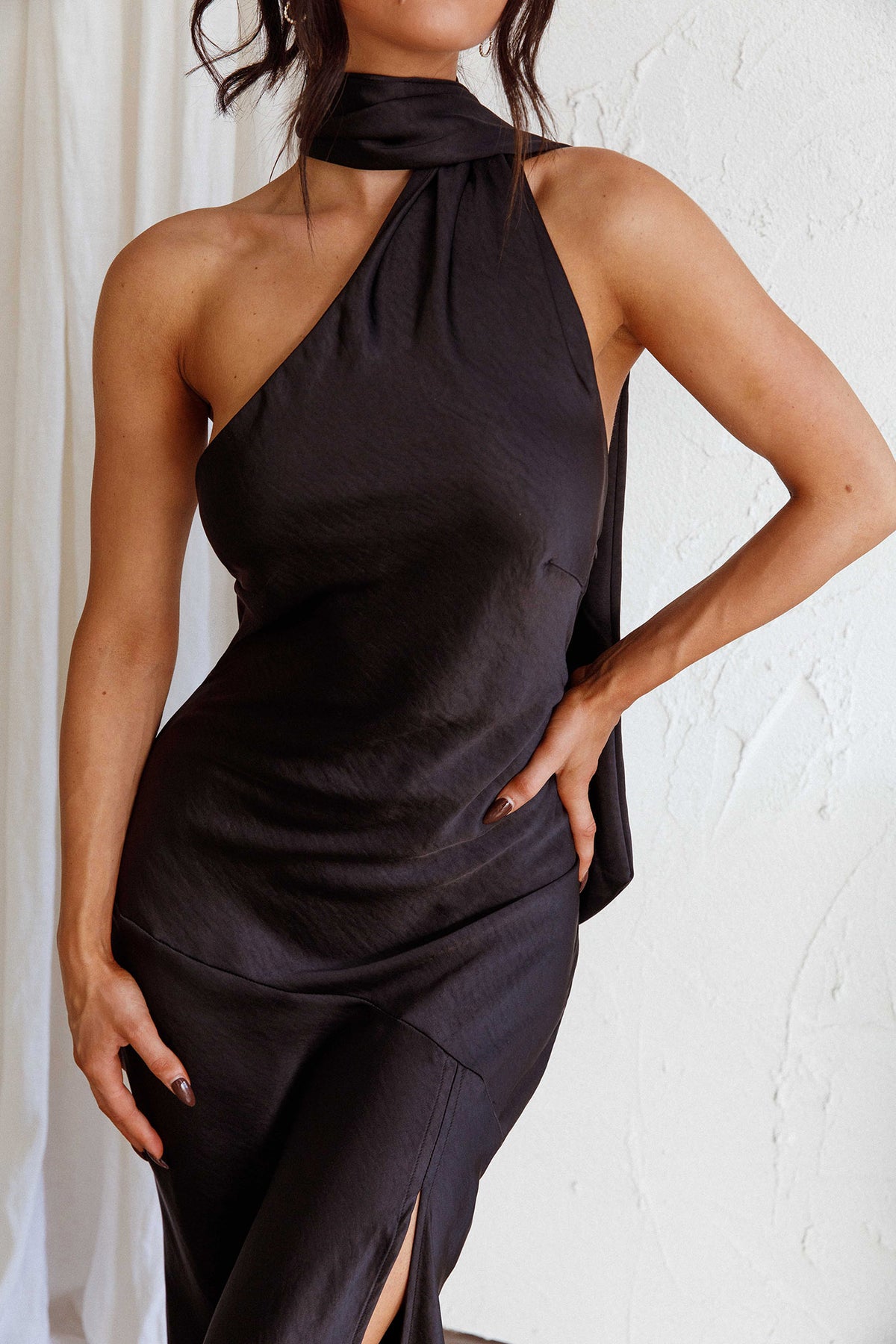 Italian Summer Tie Neck Midi Dress Black | Selfie Leslie