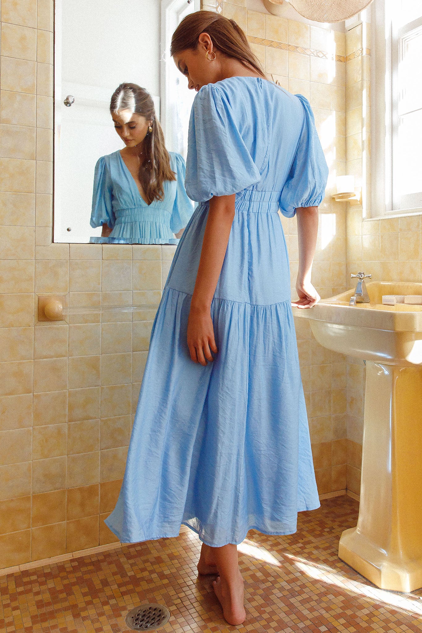 Summer Land V-Neckline Midi Dress Blue by Selfie Leslie