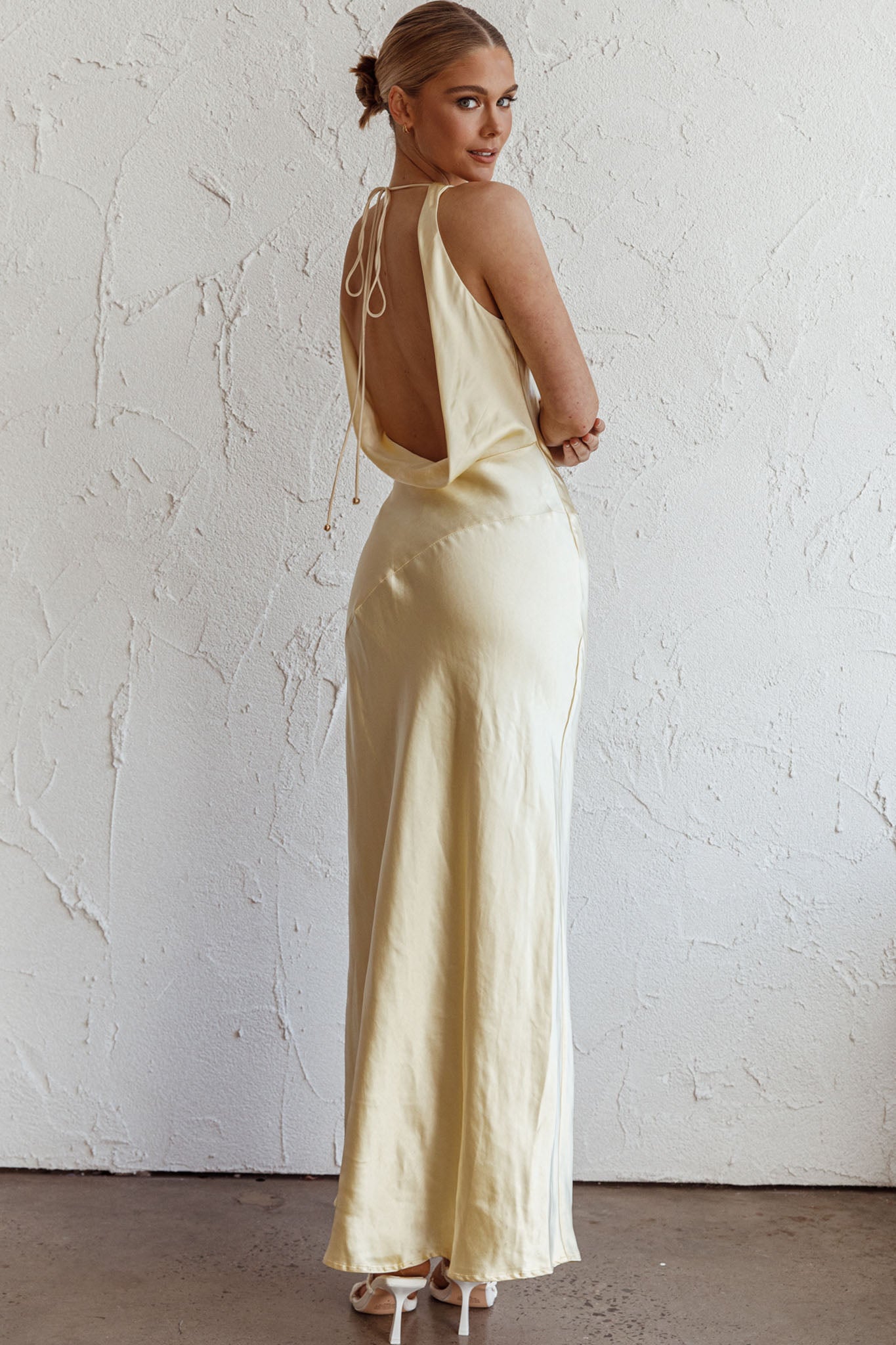 Cassiopeia Open Back Maxi Dress Butter– Selfie Leslie