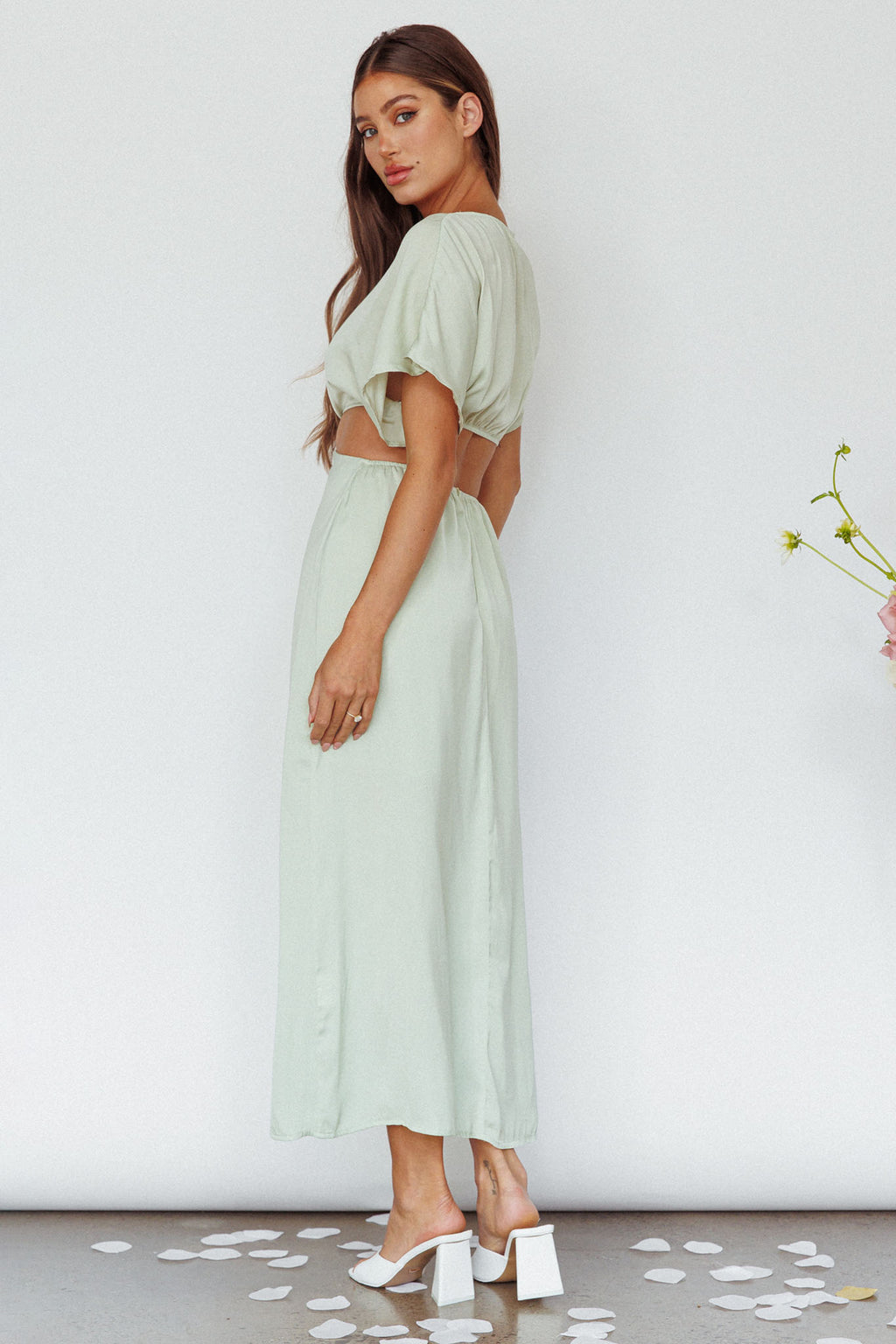 Getaway Cut-Out Waist Midi Dress Pistachio by Selfie Leslie