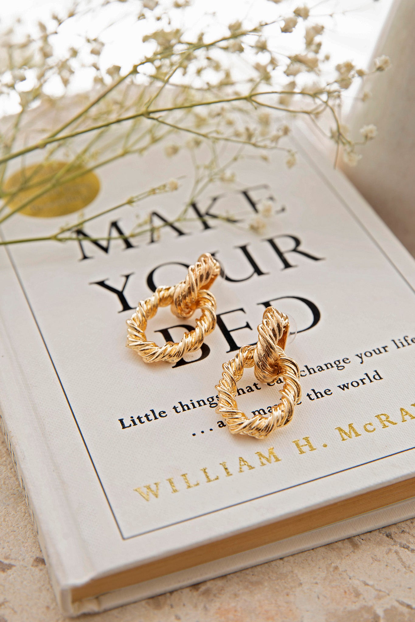Melrose Twisted Oval Earrings Gold by Selfie Leslie