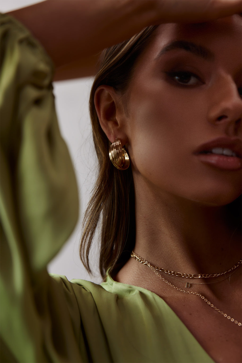 Celia Twist Hoop Earrings Gold by Selfie Leslie