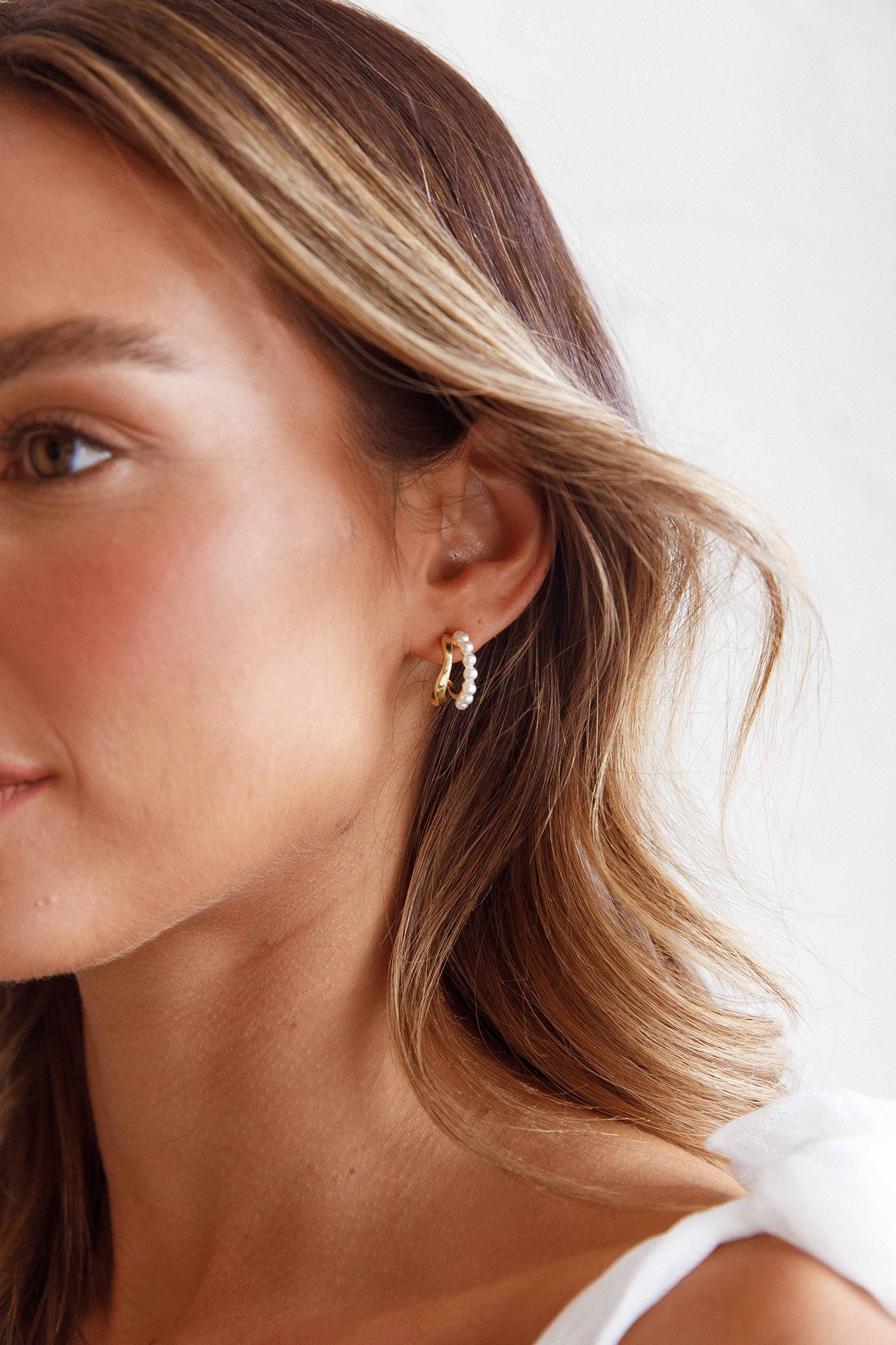 Charis Double Hoops Gold by Selfie Leslie