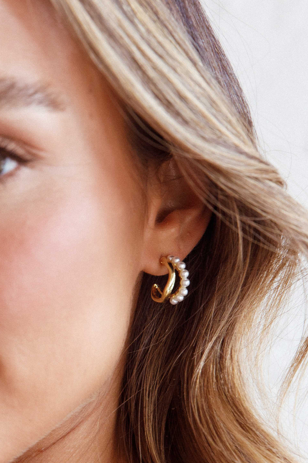 Charis Double Hoops Gold by Selfie Leslie