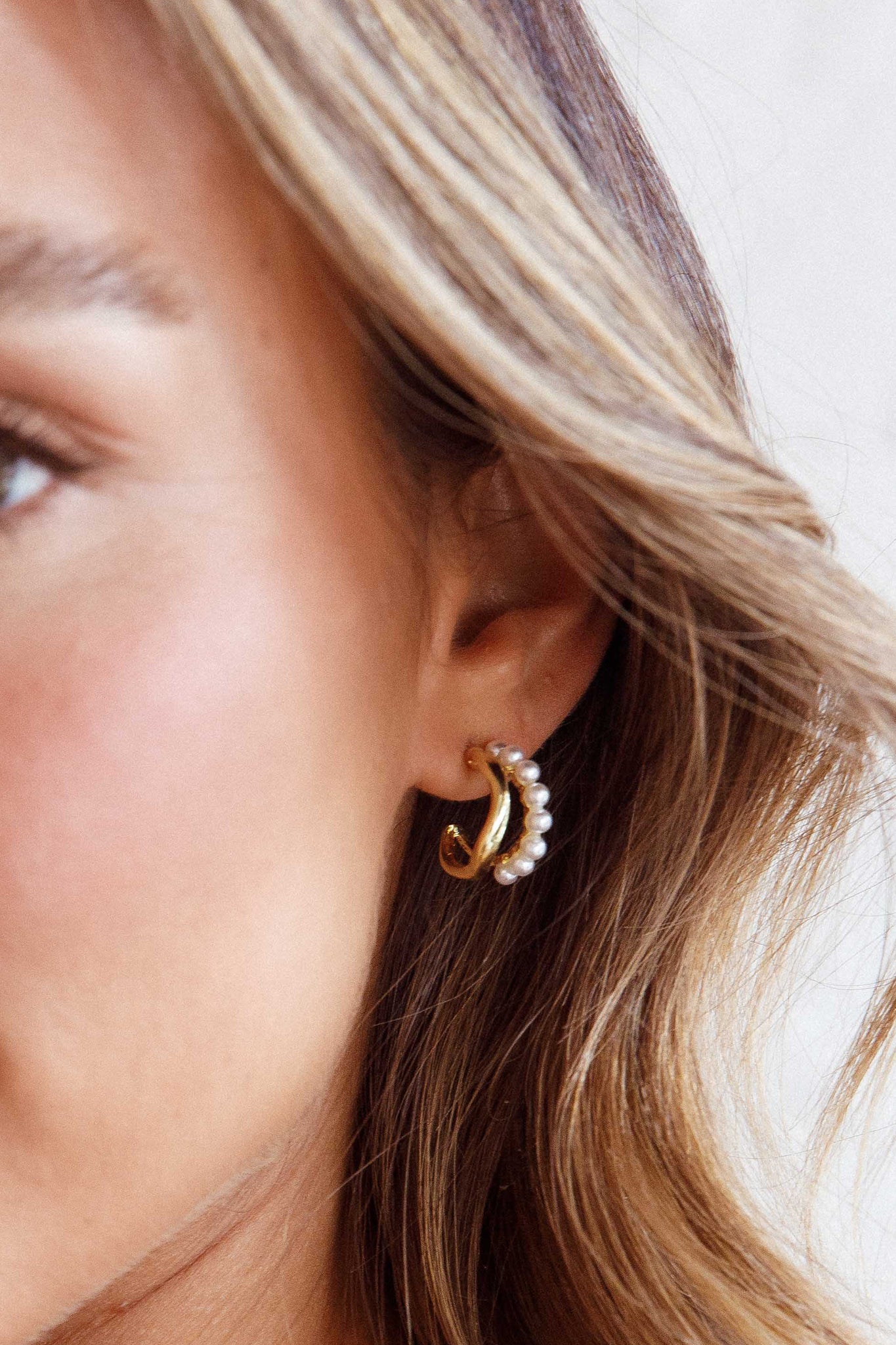 Charis Double Hoops Gold by Selfie Leslie