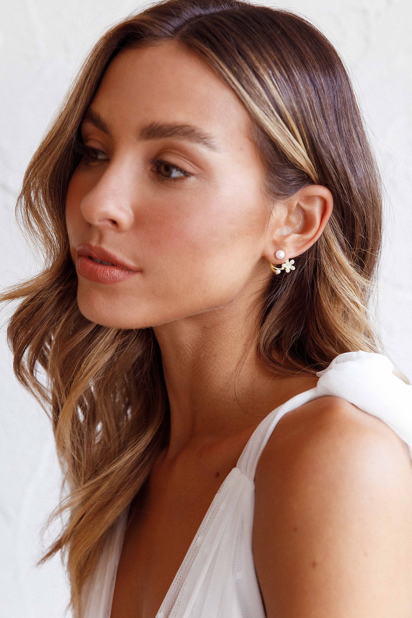 Dakota Pearl Earrings Gold by Selfie Leslie