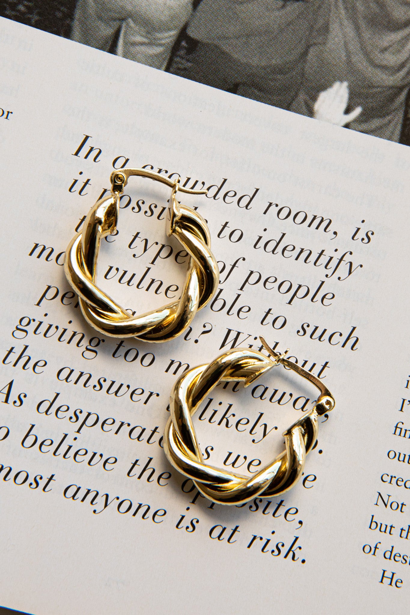 Fate Rope Hoop Earrings Gold by Selfie Leslie