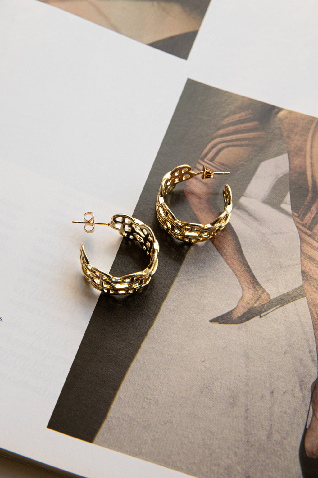 Georgiana Open Chain Hoop Earrings Gold by Selfie Leslie