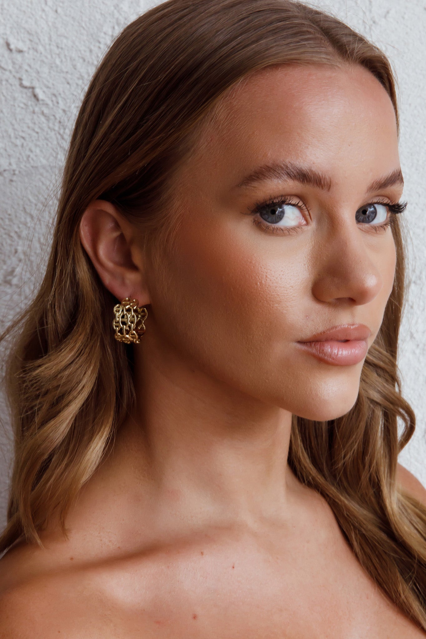 Georgiana Open Chain Hoop Earrings Gold by Selfie Leslie