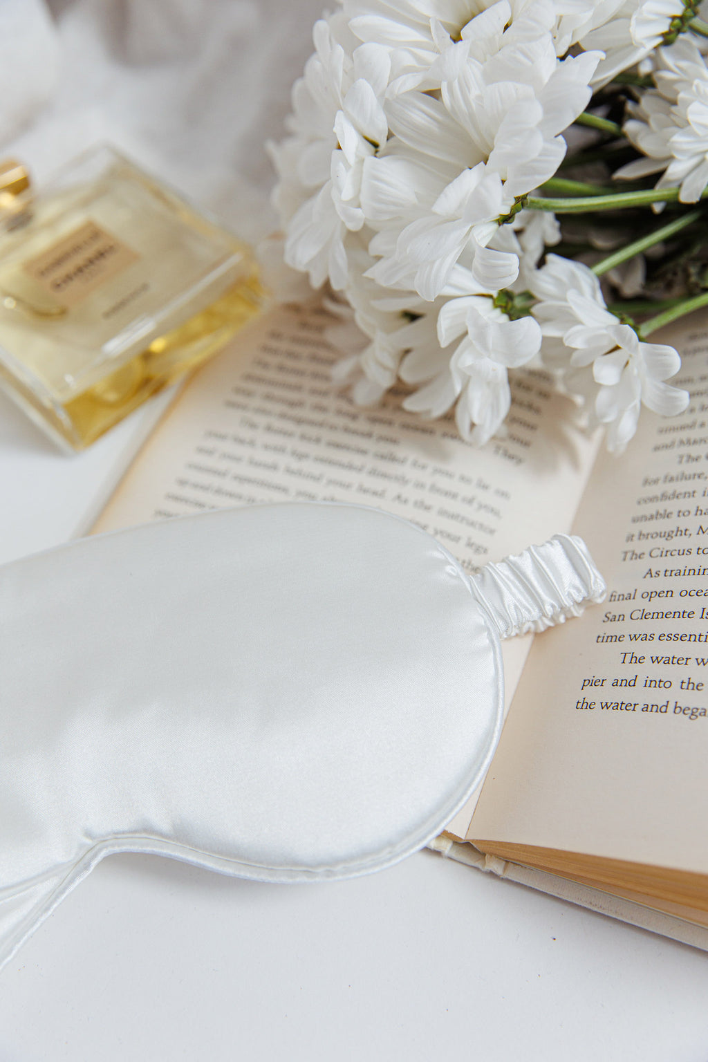 Sweet Dreams Satin Eye Mask White by Selfie Leslie