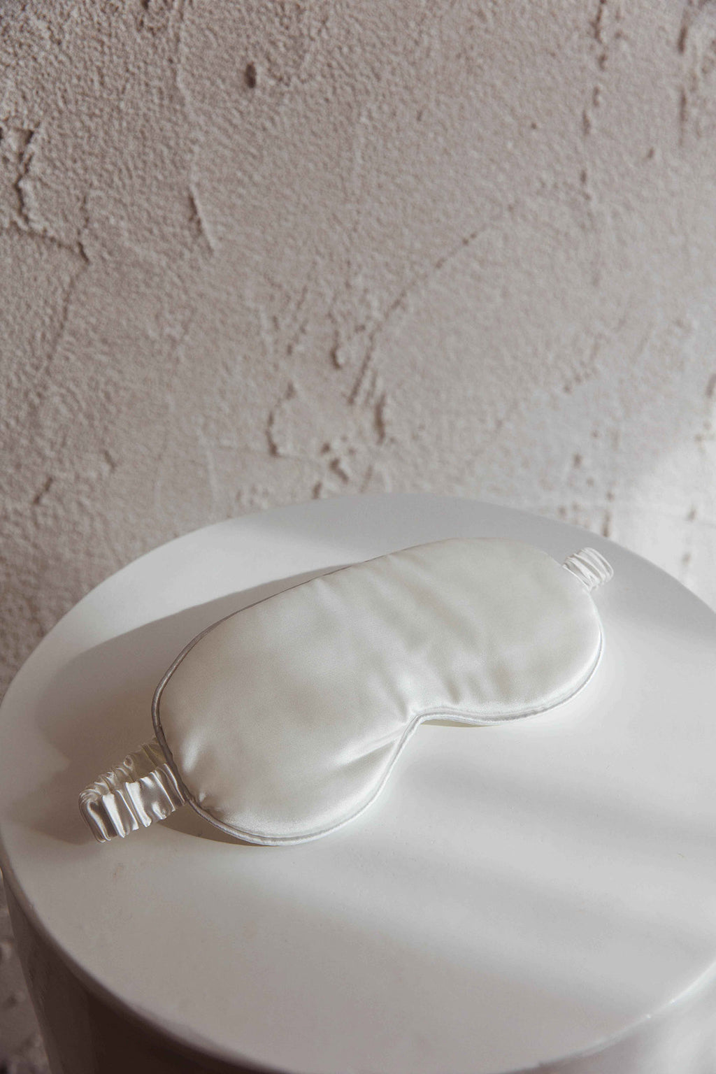 Sweet Dreams Satin Eye Mask White by Selfie Leslie