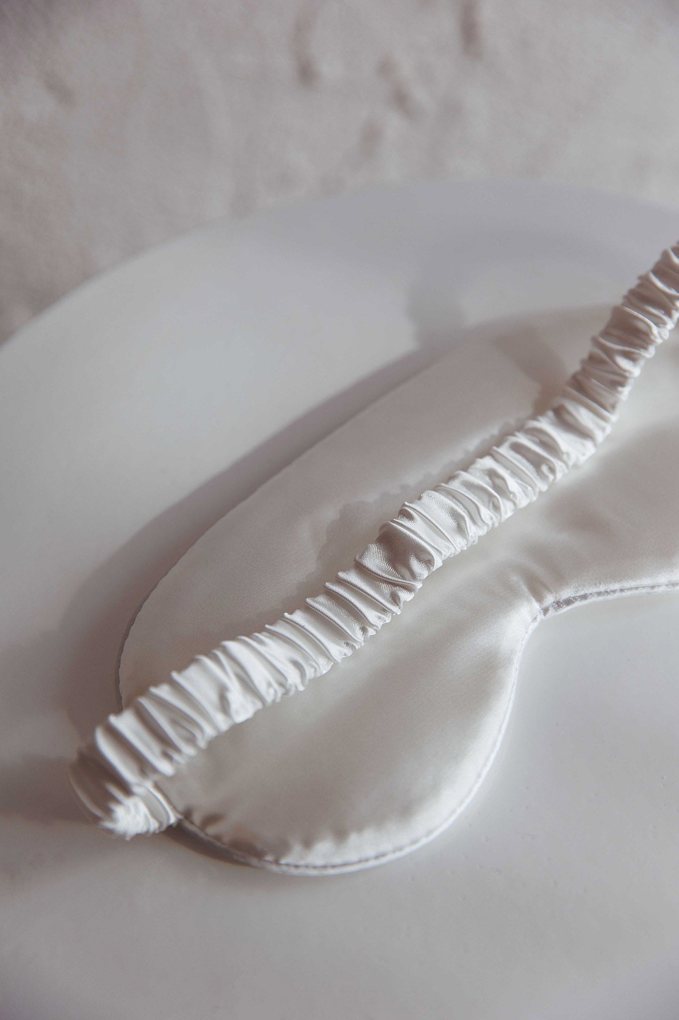 Sweet Dreams Satin Eye Mask White by Selfie Leslie