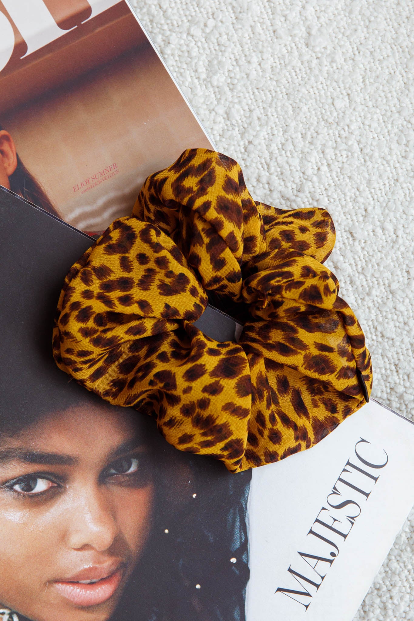 Chouchou Scrunchie Leopard by Selfie Leslie