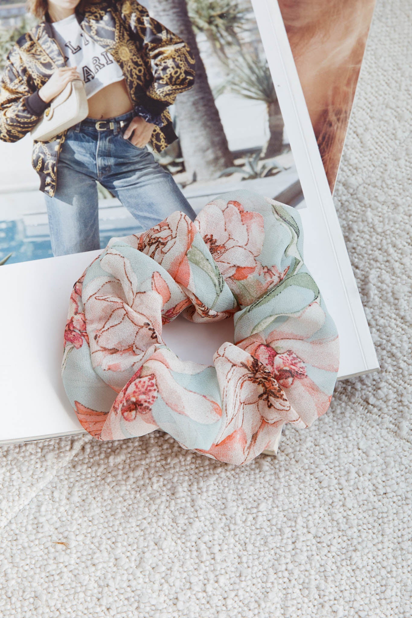 Chouchou Scrunchie Floral Green by Selfie Leslie