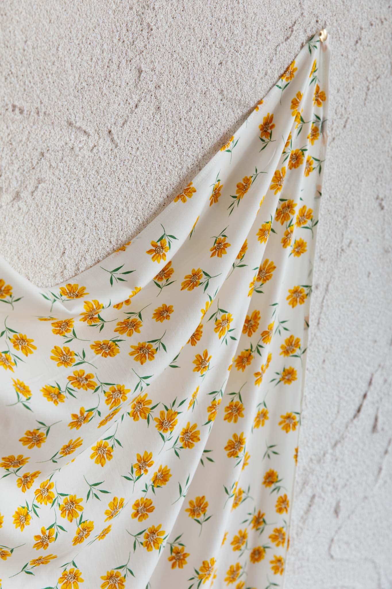 Sundaze Square Scarf Flowers White by Selfie Leslie