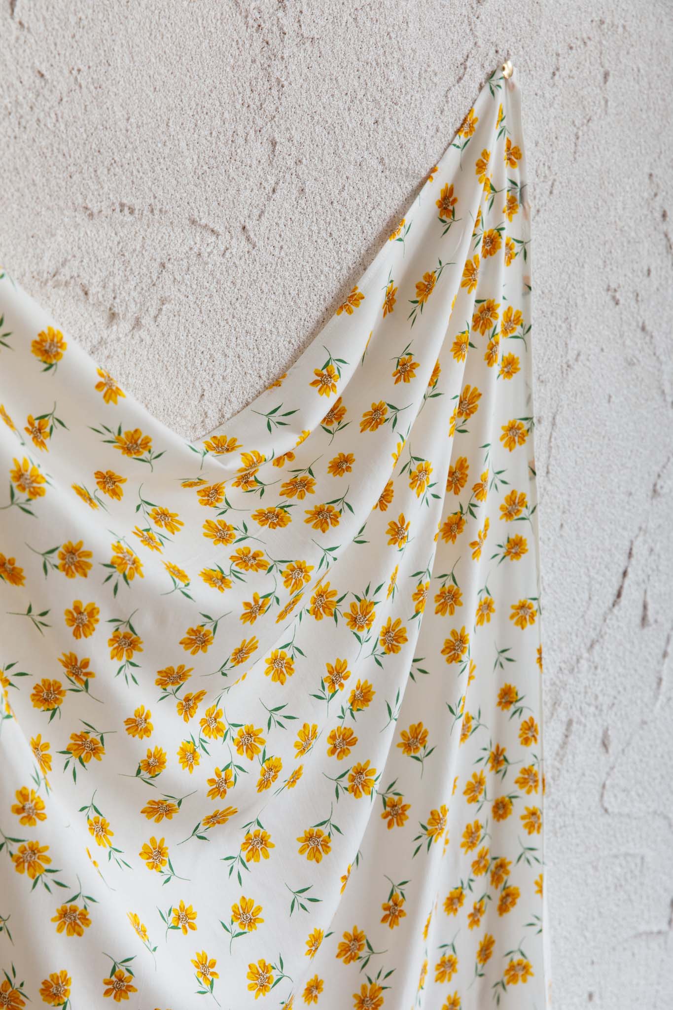 Sundaze Square Scarf Flowers White by Selfie Leslie