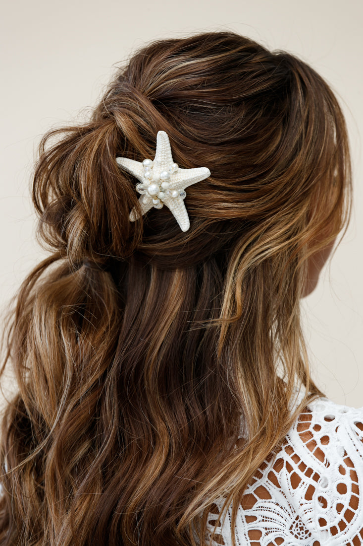 Rae Pearl Accent Starfish Clip White by Selfie Leslie