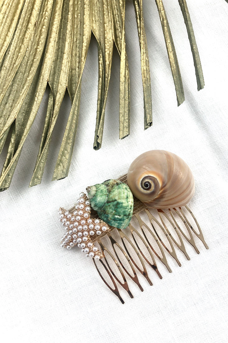 Oceania Shell Hair Comb by Selfie Leslie