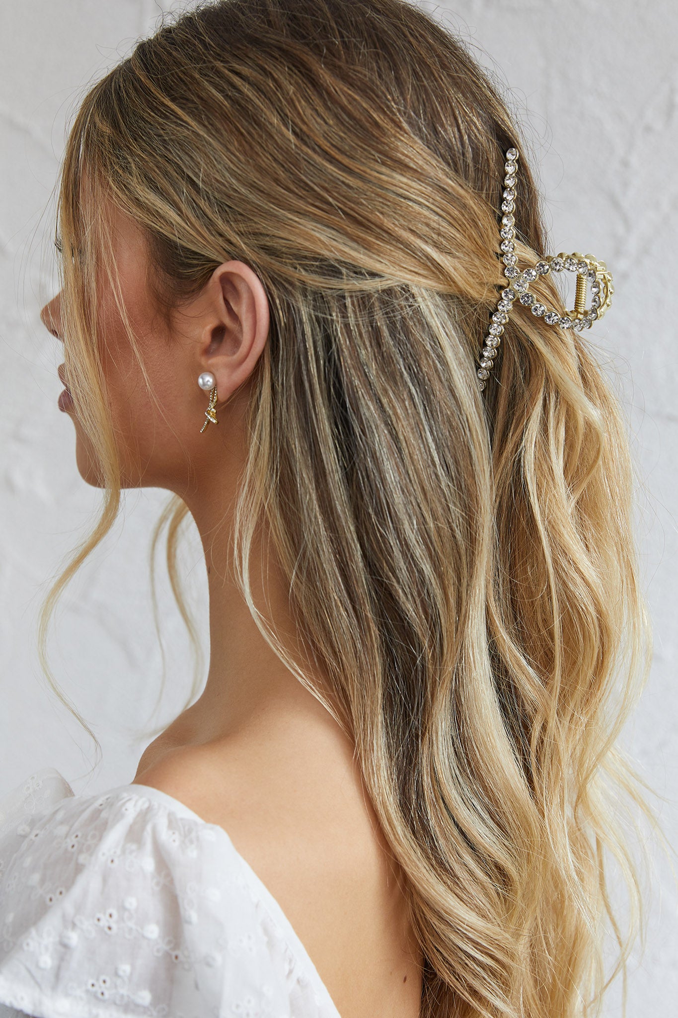 Mia Rhinestone Twist Hair Clip Gold by Selfie Leslie