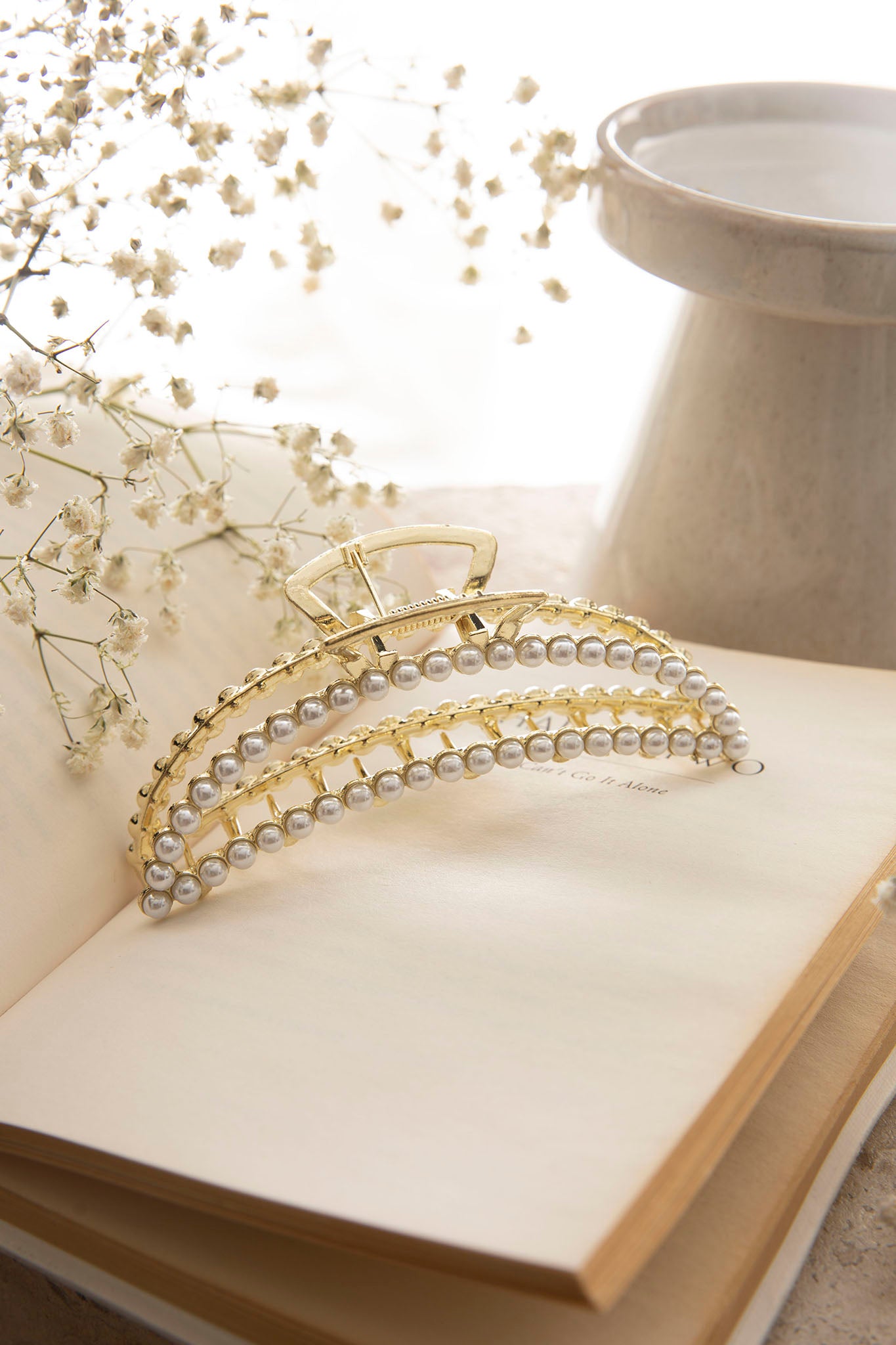 Ellie Pearl Moon Clip Gold by Selfie Leslie