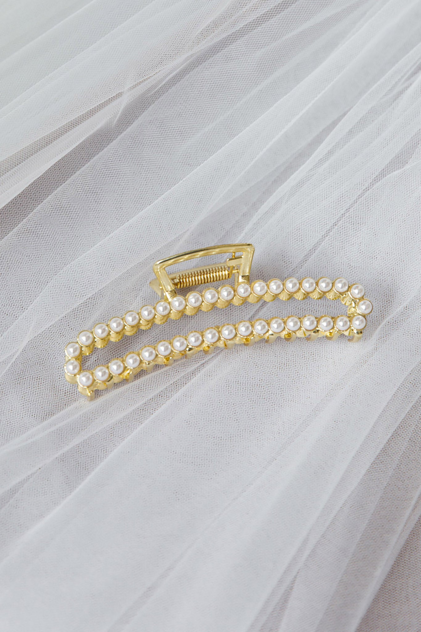 Ellie Pearl Square Claw Gold by Selfie Leslie