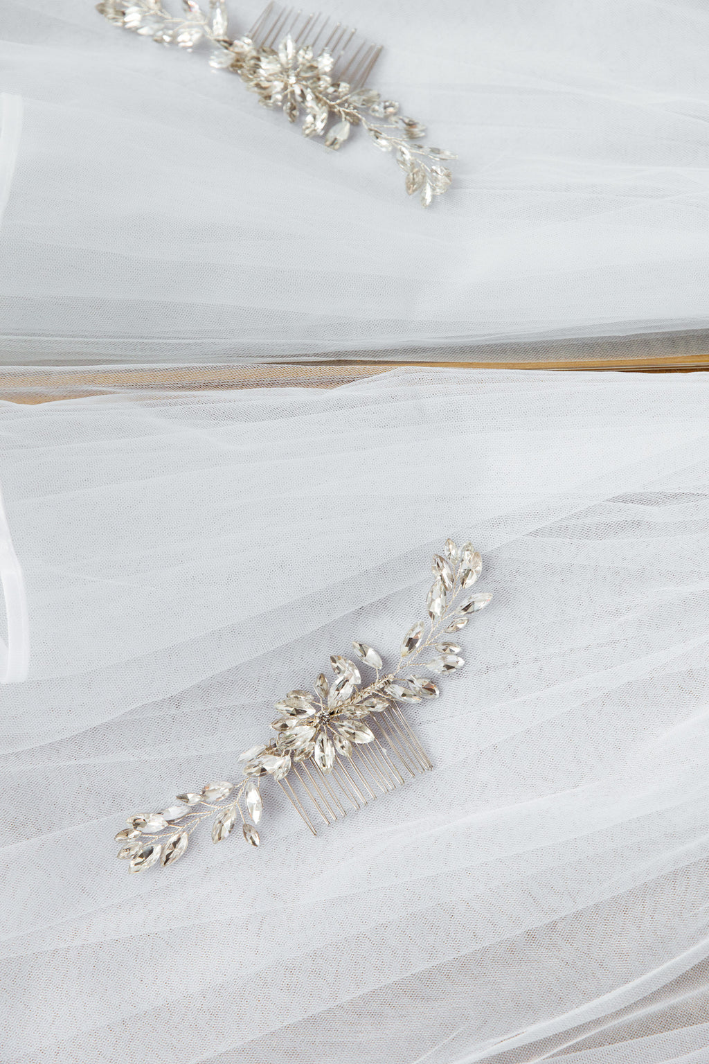 Flower & Crystal Hair Comb by Selfie Leslie