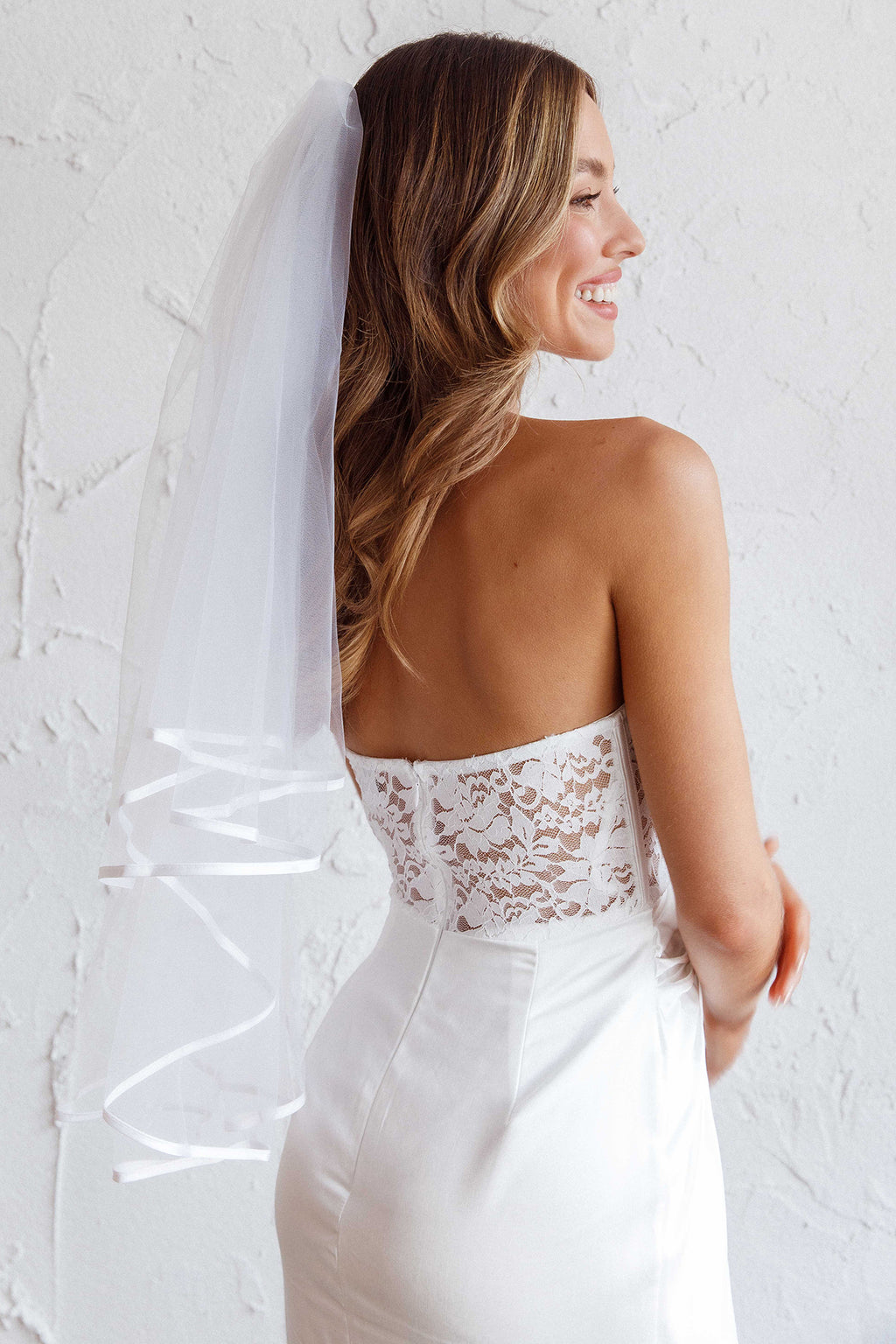 Dream Bridal Veil White by Selfie Leslie