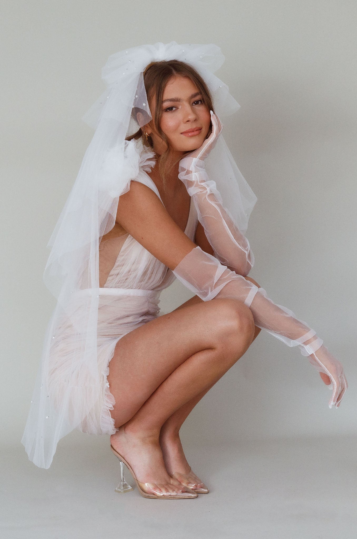 Unforgettable Pearl Veil White by Selfie Leslie