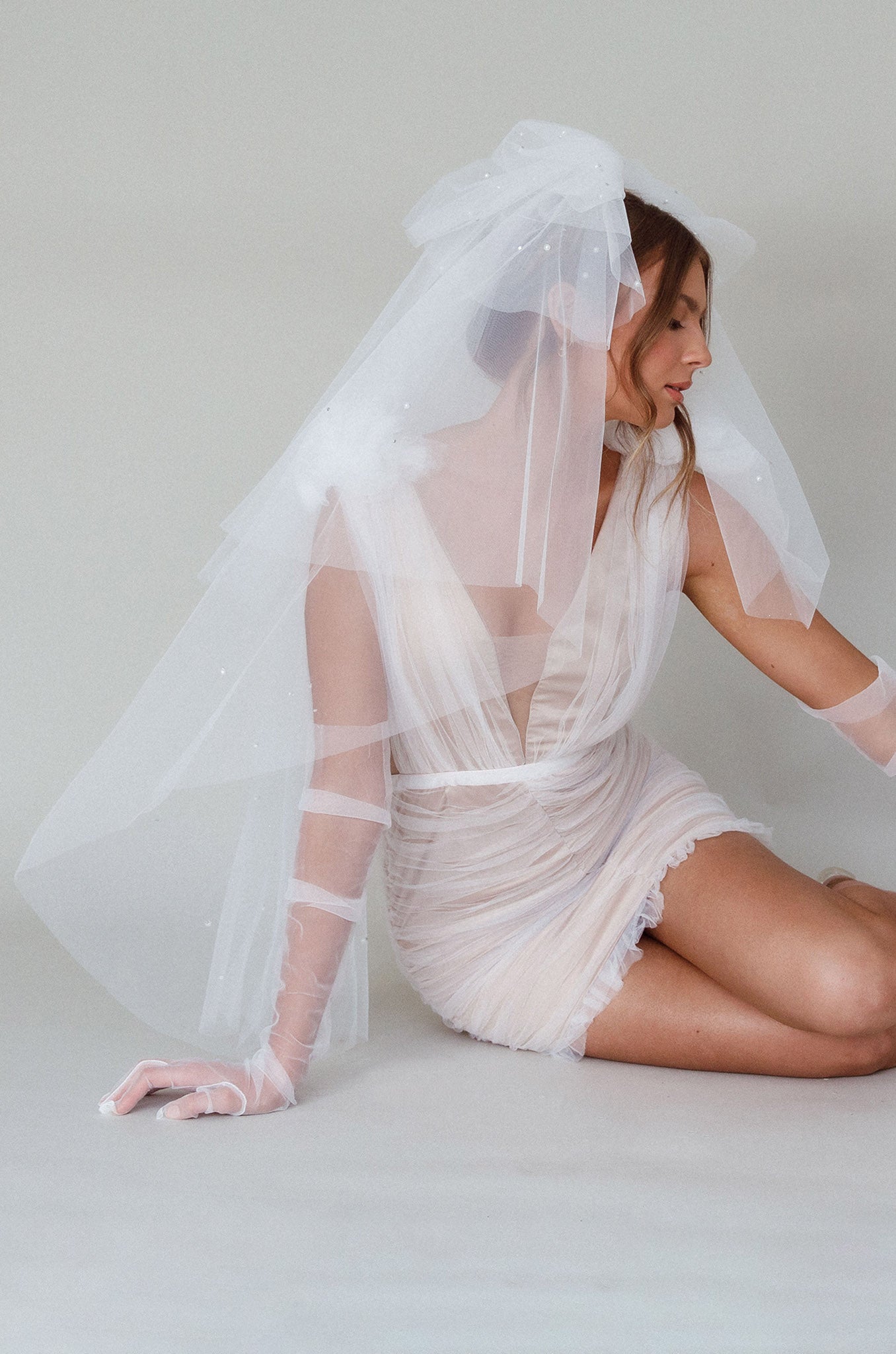 Unforgettable Pearl Veil White by Selfie Leslie