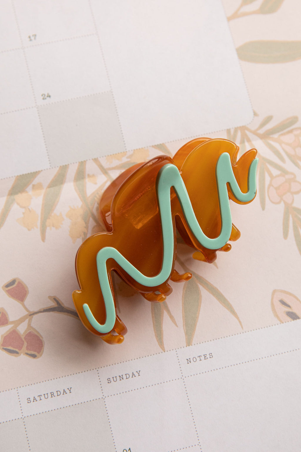 Cloudy Hair Clip Caramel by Selfie Leslie