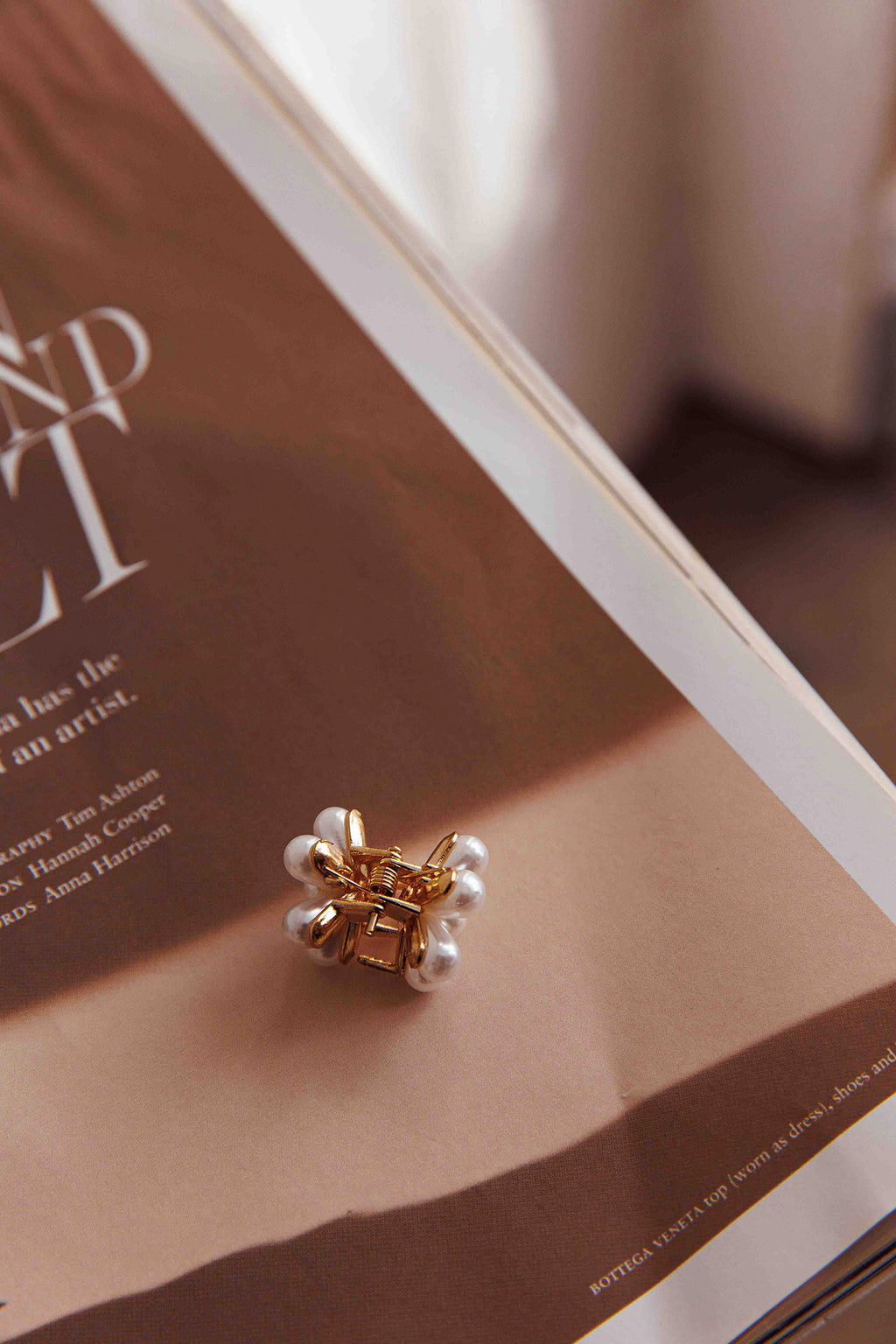 Aurelia Pearl Flower Hairclip Set by Selfie Leslie