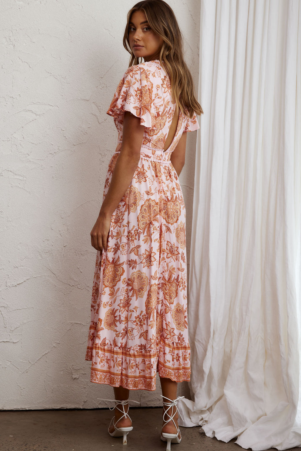 Kailee Short Sleeve Midi Dress Pink/Orange by Selfie Leslie