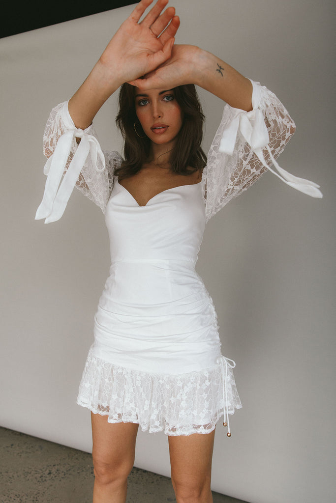 Her lip to Odette Lace Mini Dress Sサイズ Shop the With Love Long Sleeve Lace Mini Dress White