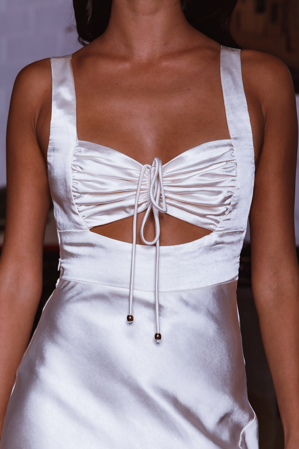 Belle Epoque Drawstring Bust Midi Dress Oyster by Selfie Leslie