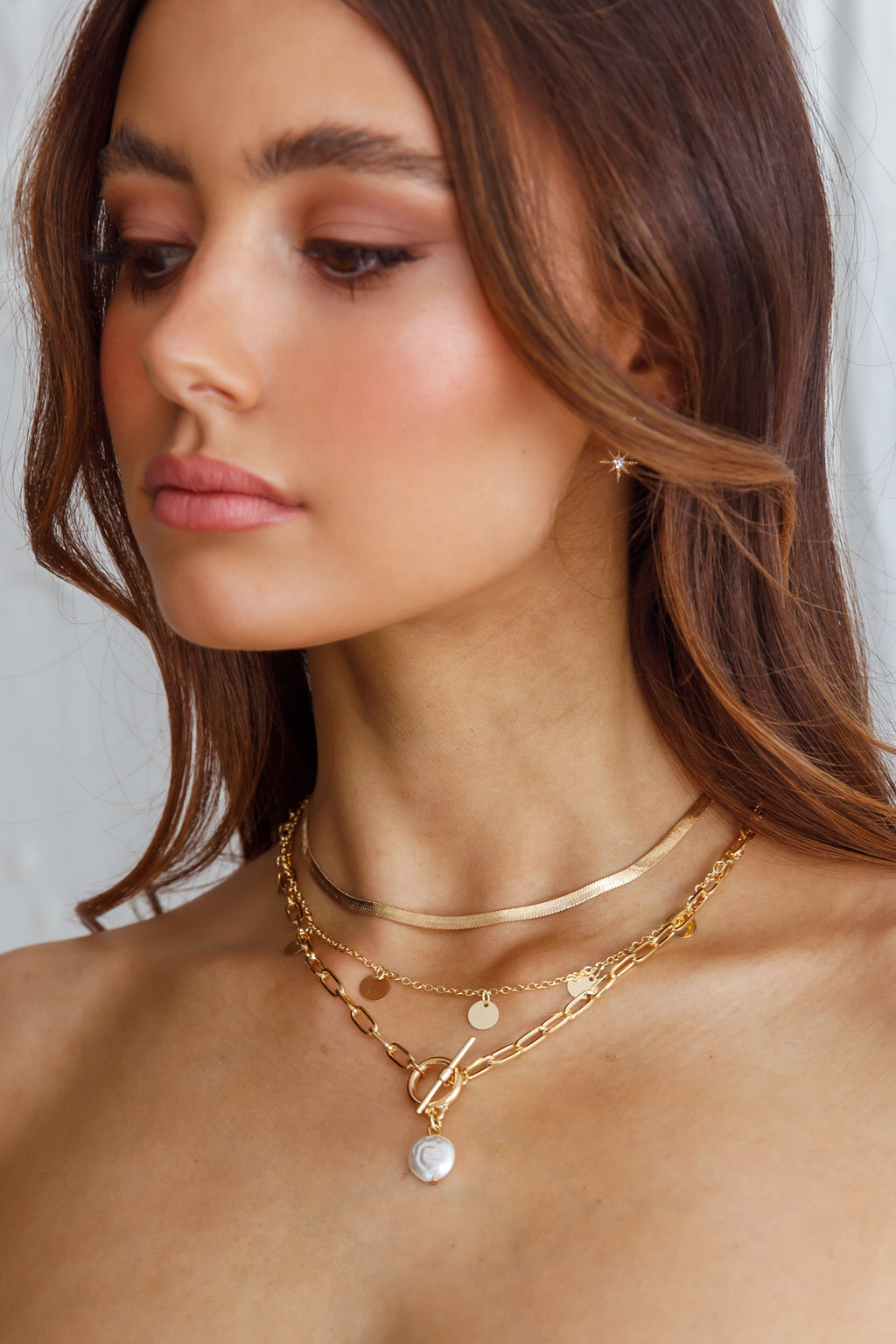 Aria Circle Pearl Pendant Necklace Set Gold by Selfie Leslie