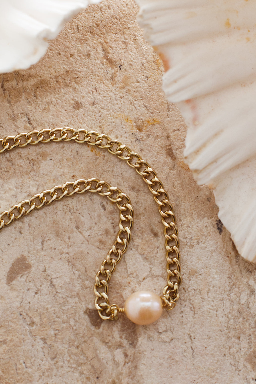 Sienna Pearl Accent Necklace Gold by Selfie Leslie