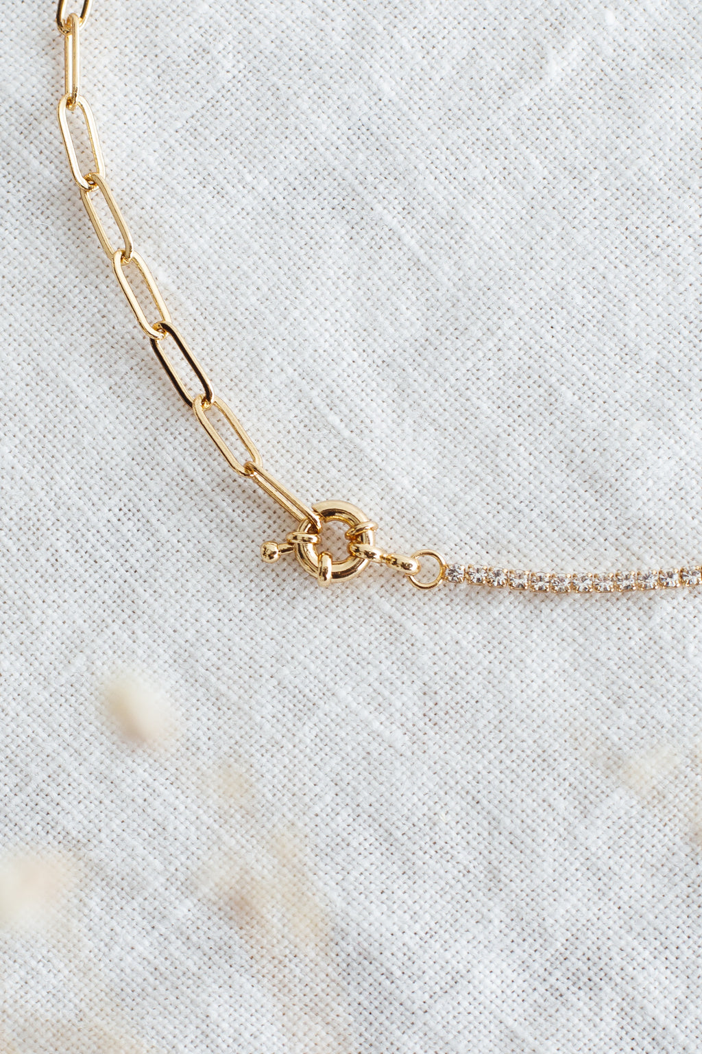 Madelyn Rhinestone Paperclip Link Necklace Gold by Selfie Leslie