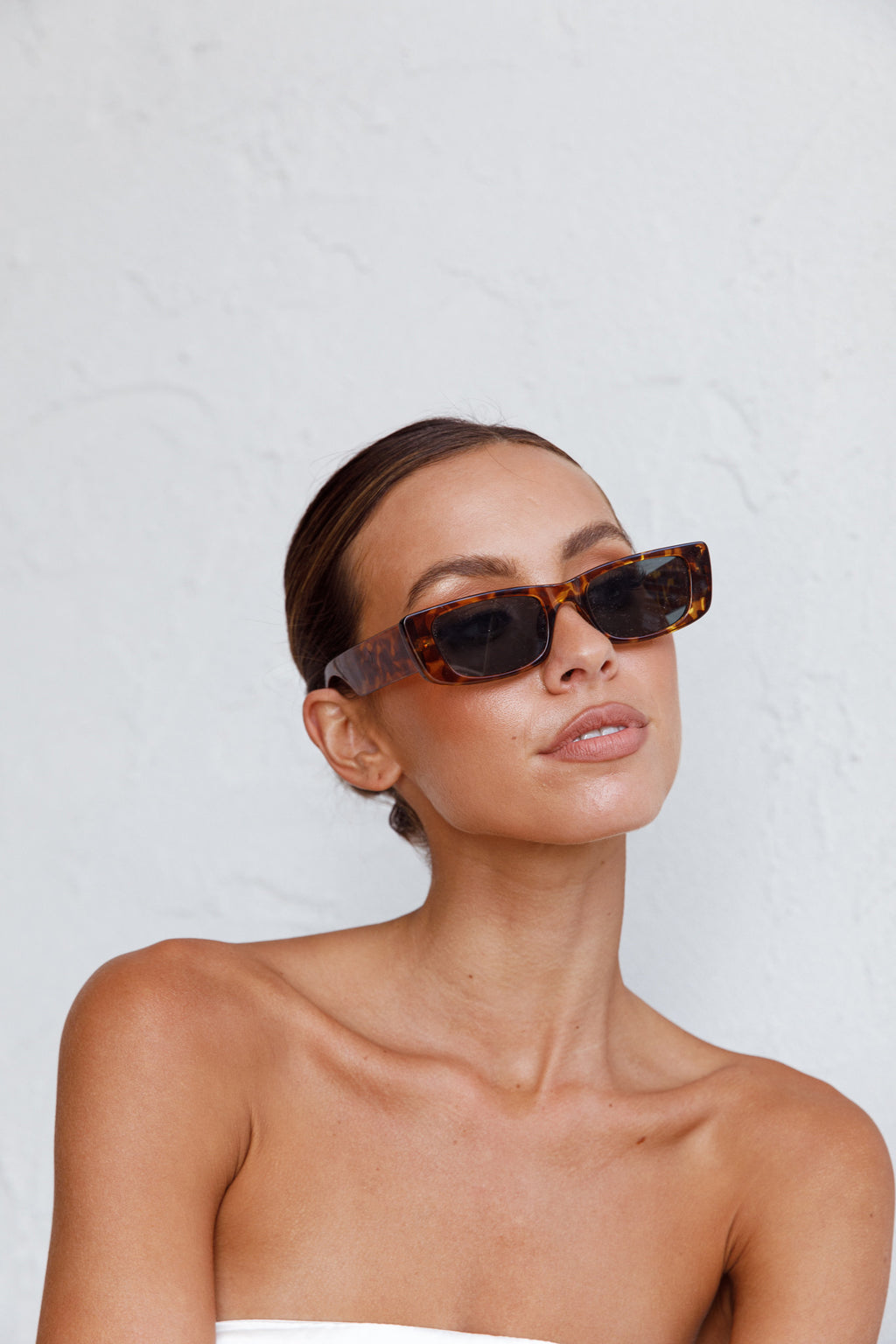 Monica Classic 90's Square Frame Sunglasses Tort by Selfie Leslie