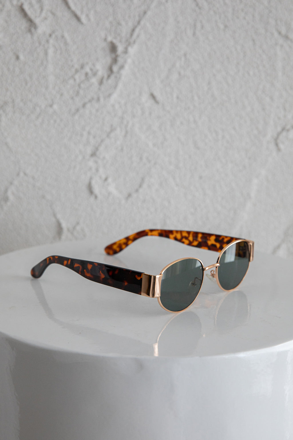 Germa Oval Metal Sunglasses Tort by Selfie Leslie
