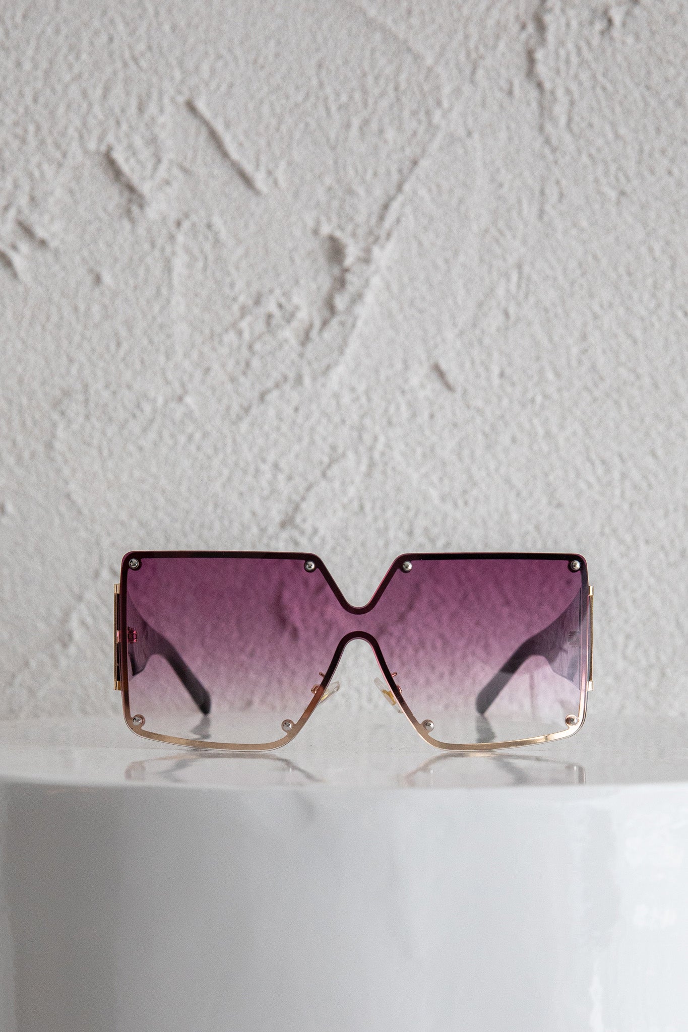 Fiery Square Frame Sunglasses Red by Selfie Leslie