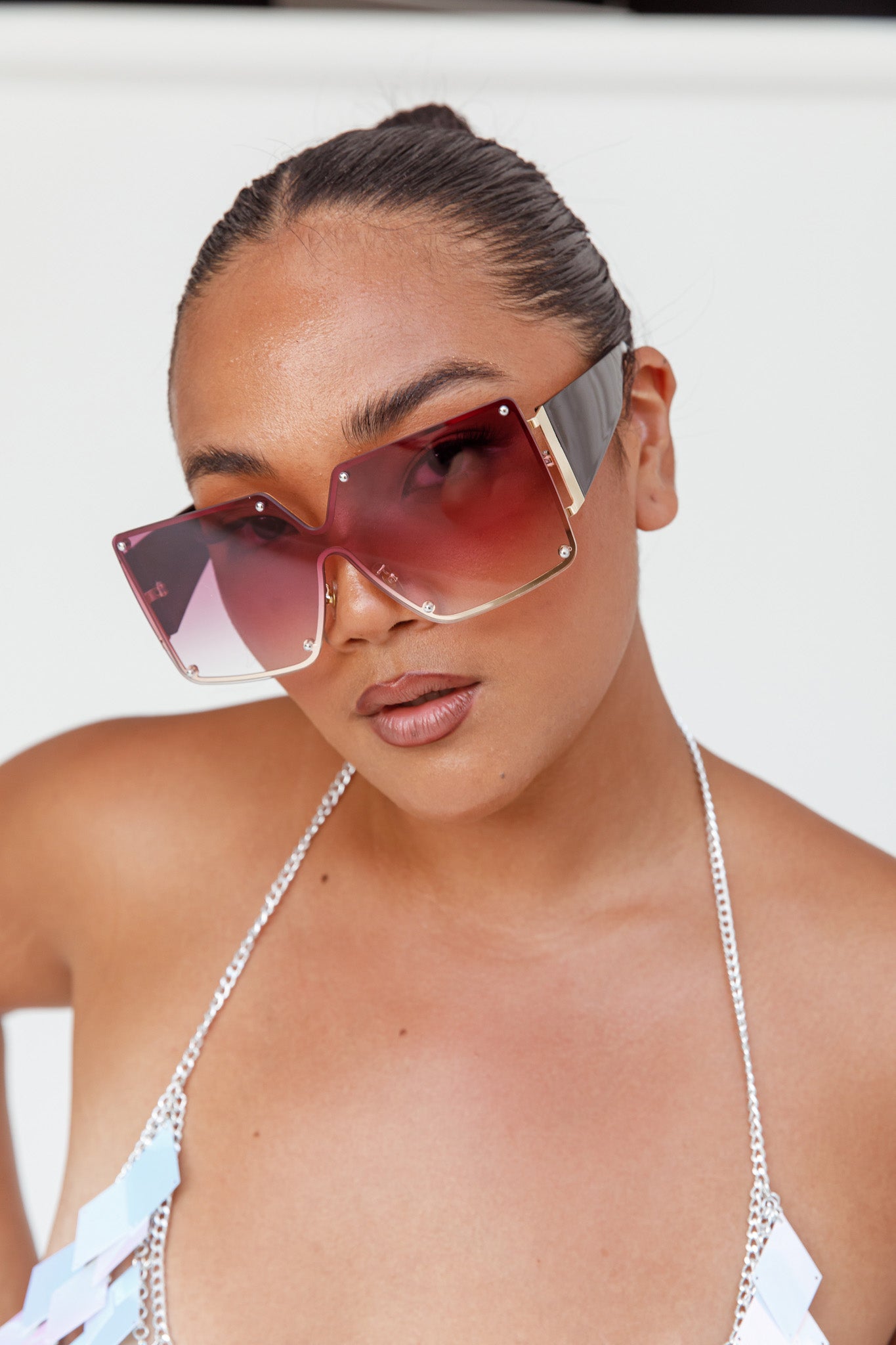 Fiery Square Frame Sunglasses Red by Selfie Leslie