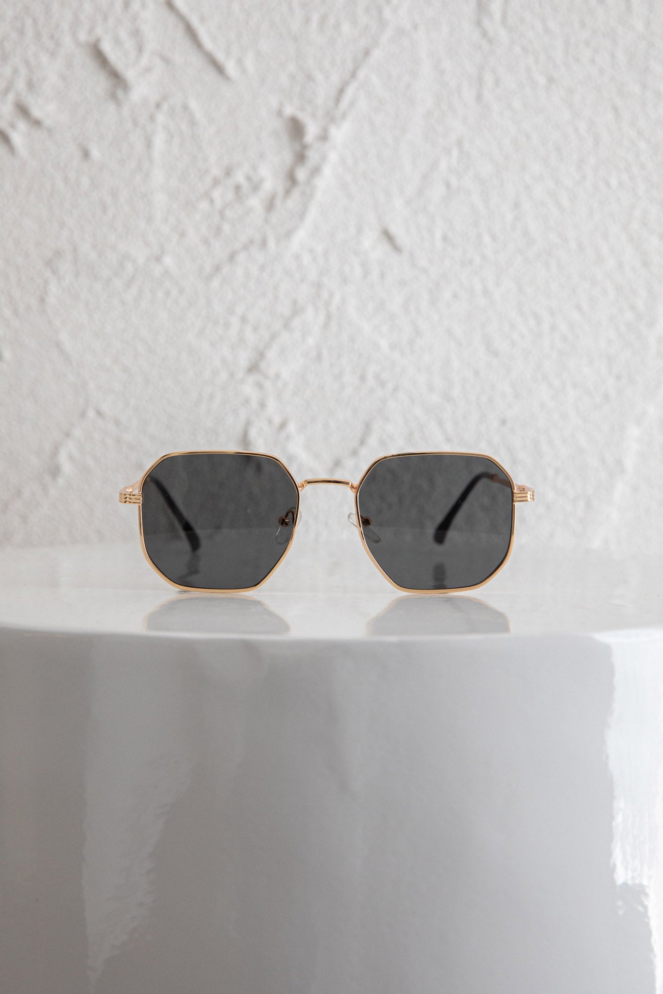 Sahara Aviator Sunglasses Black by Selfie Leslie