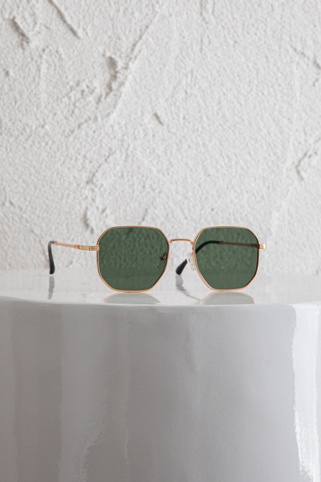 Sahara Aviator Sunglasses Dark Green by Selfie Leslie