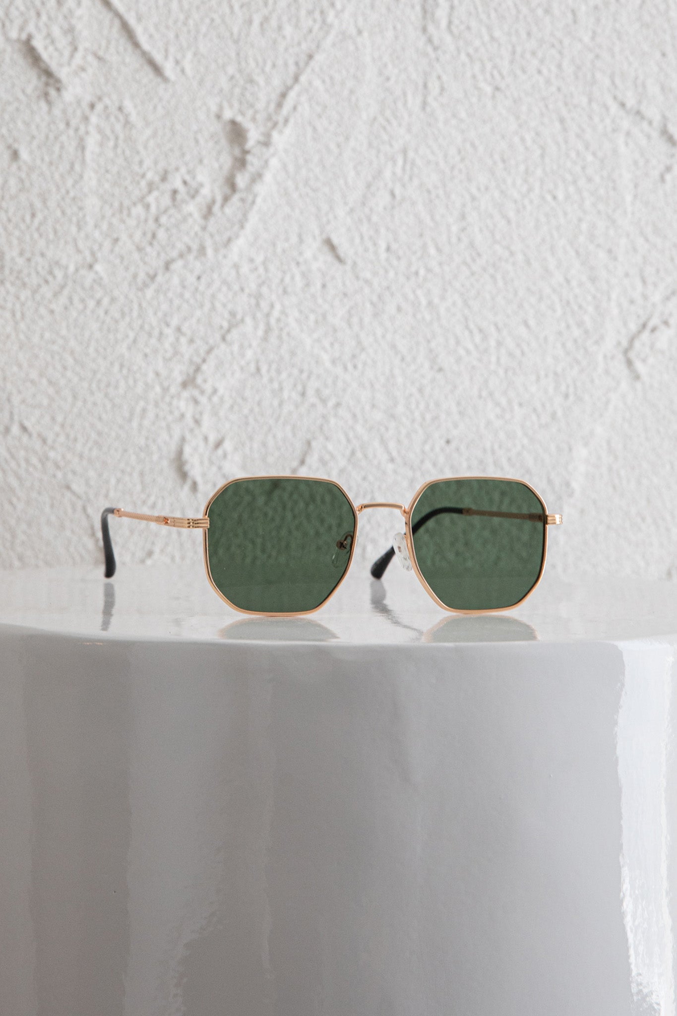 Sahara Aviator Sunglasses Dark Green by Selfie Leslie